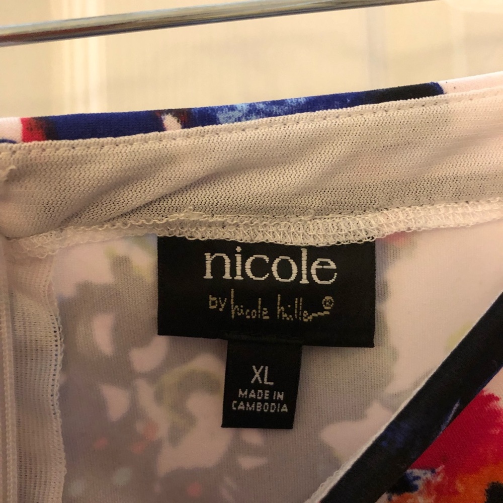Womens mult color skirt - Picture 2 of 3
